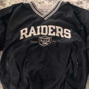 Raiders pull over